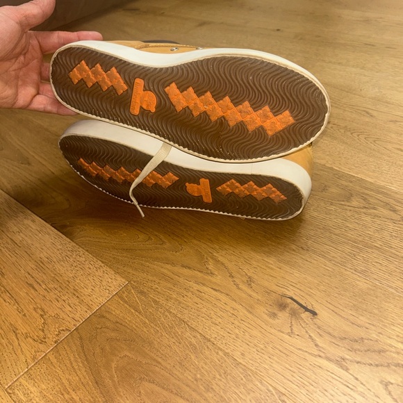 Timberland womens Brown/Tan Casual Sneakers - Picture 11 of 13